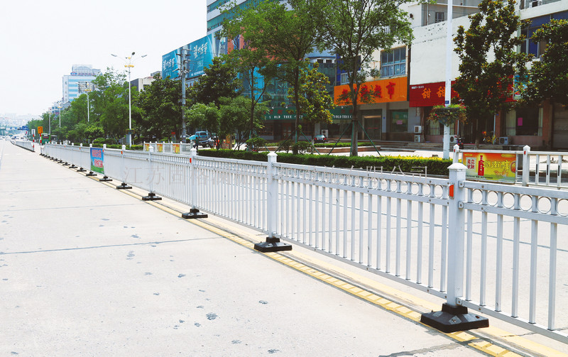 鋅鋼道路護欄-001